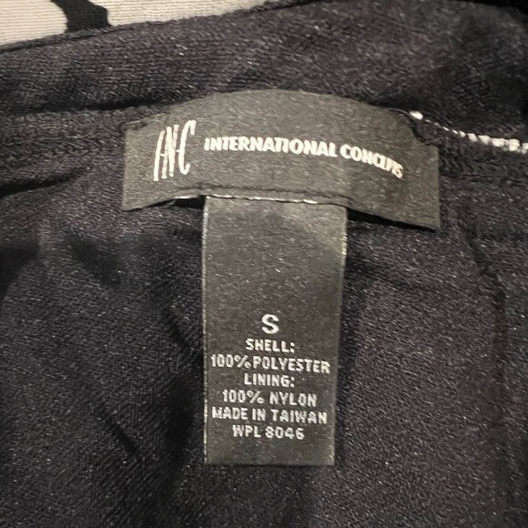 Inc International Concepts floral elastic waist skirt size small - Picture 3 of 3